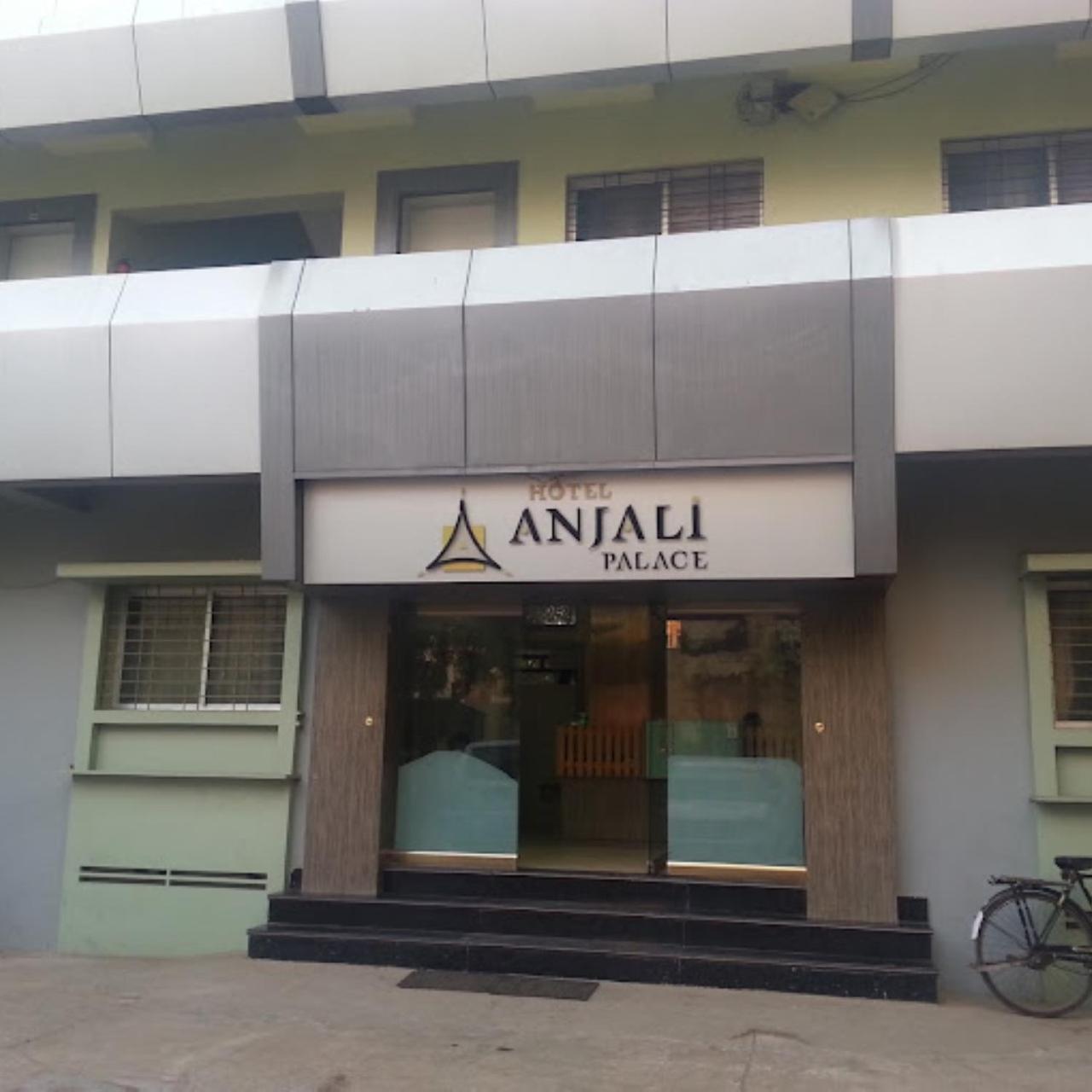 Hotel Anjali Palace ภุช ภายนอก รูปภาพ